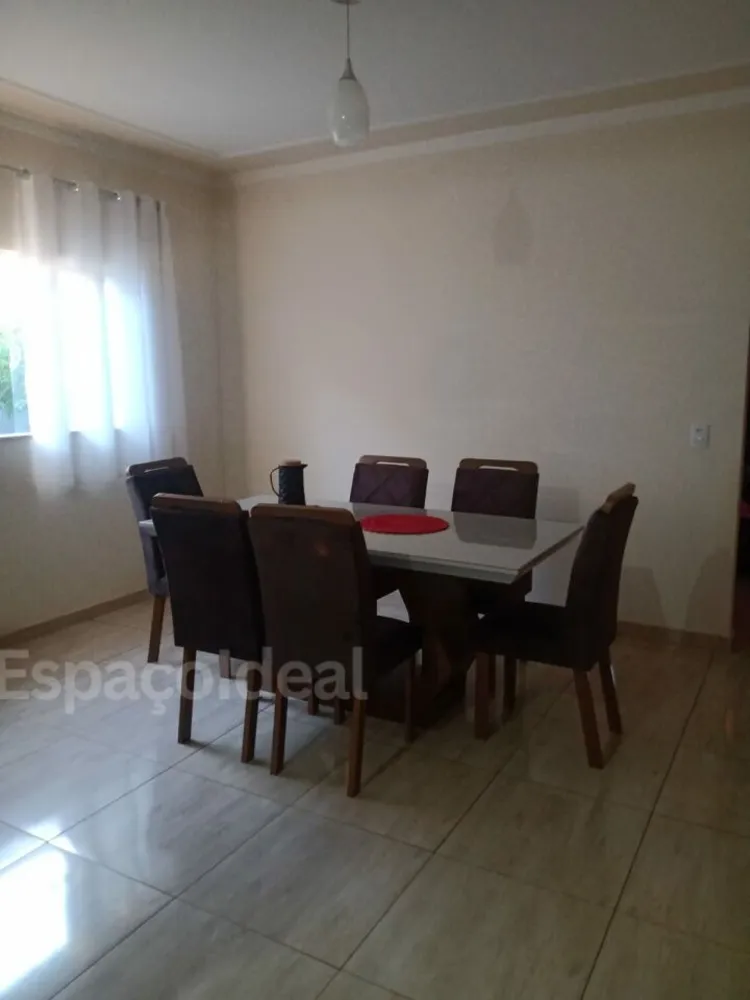 Casa, 3 quartos, 206 m² - Foto 4