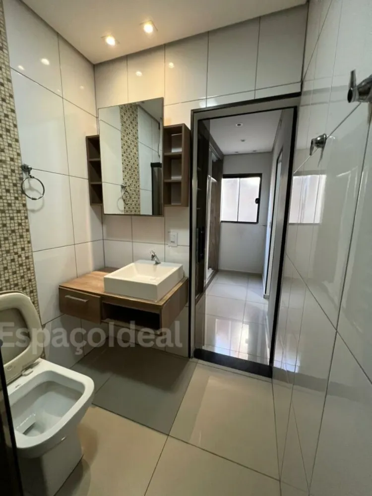 Casa, 3 quartos, 199 m² - Foto 1