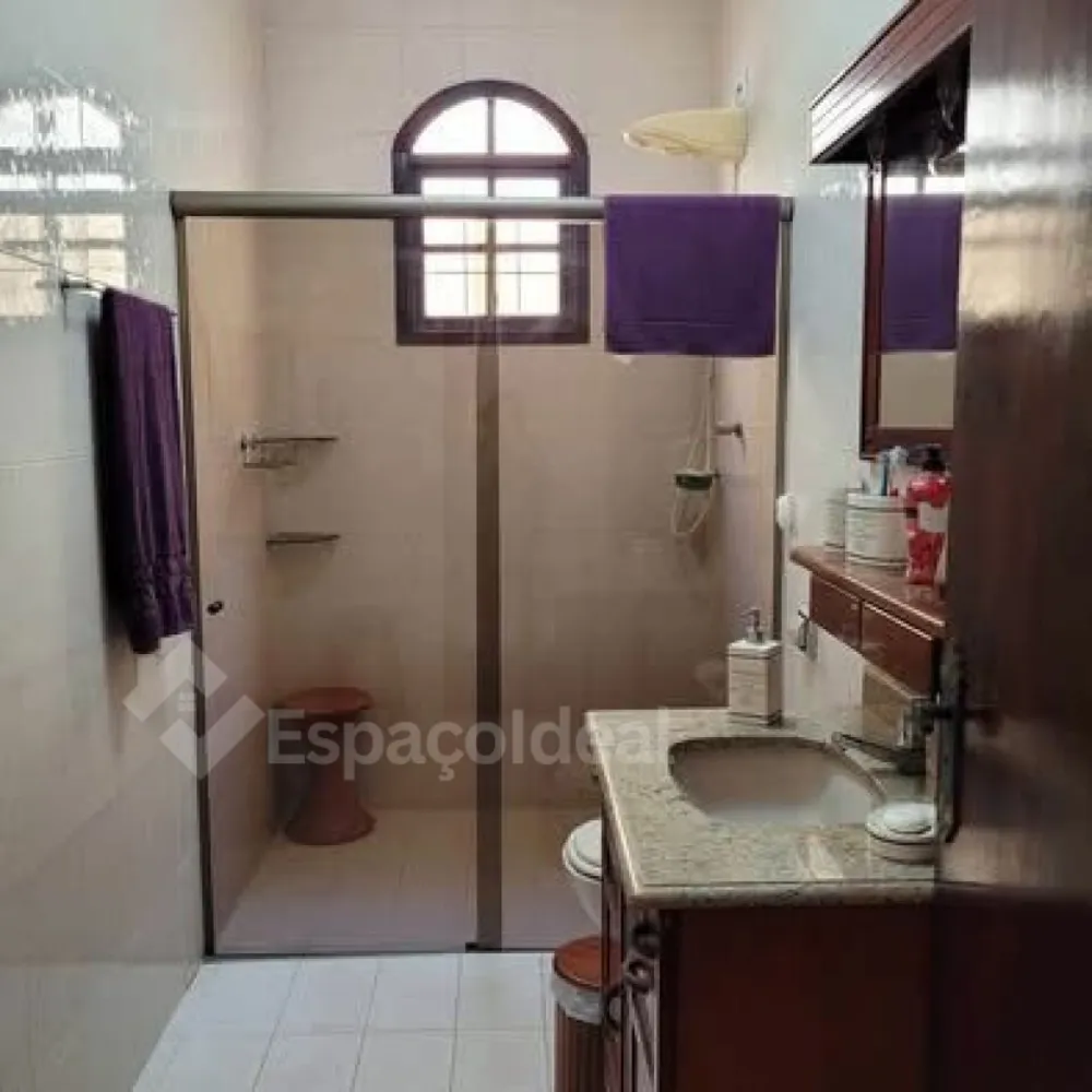 Casa, 3 quartos, 230 m² - Foto 3
