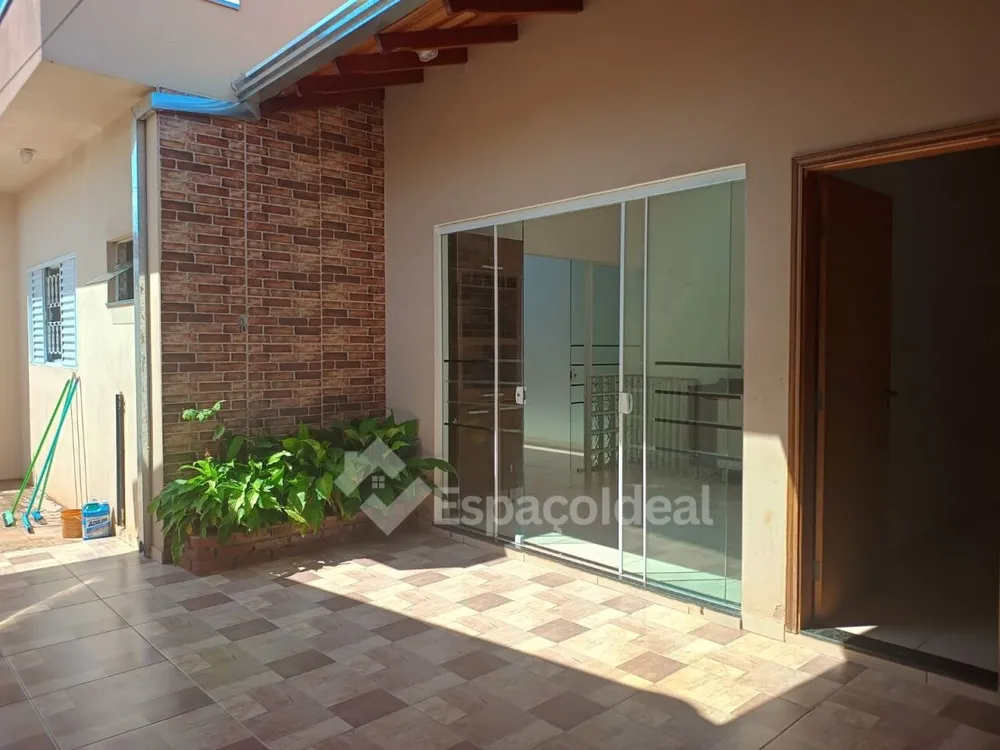 Casa, 3 quartos, 187 m² - Foto 3