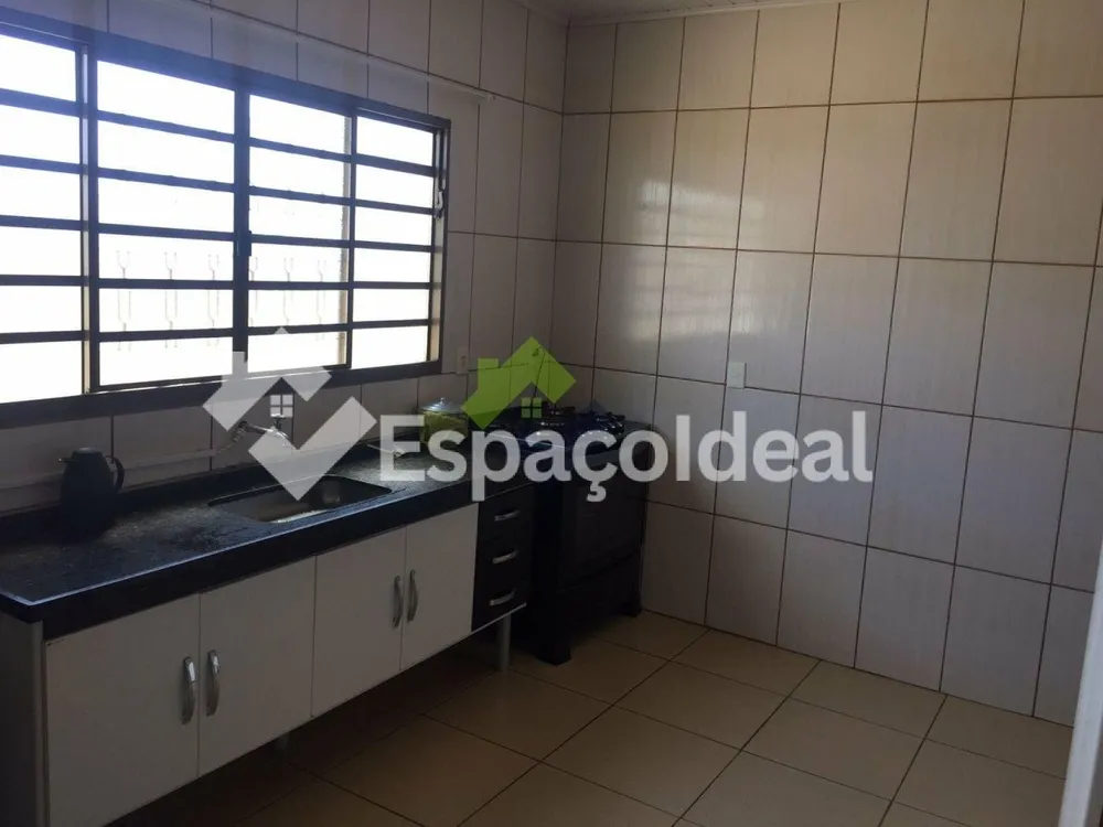 Casa, 3 quartos, 122 m² - Foto 2
