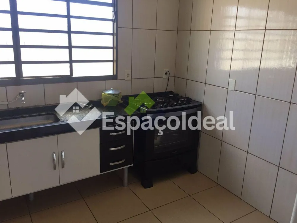 Casa, 3 quartos, 122 m² - Foto 3