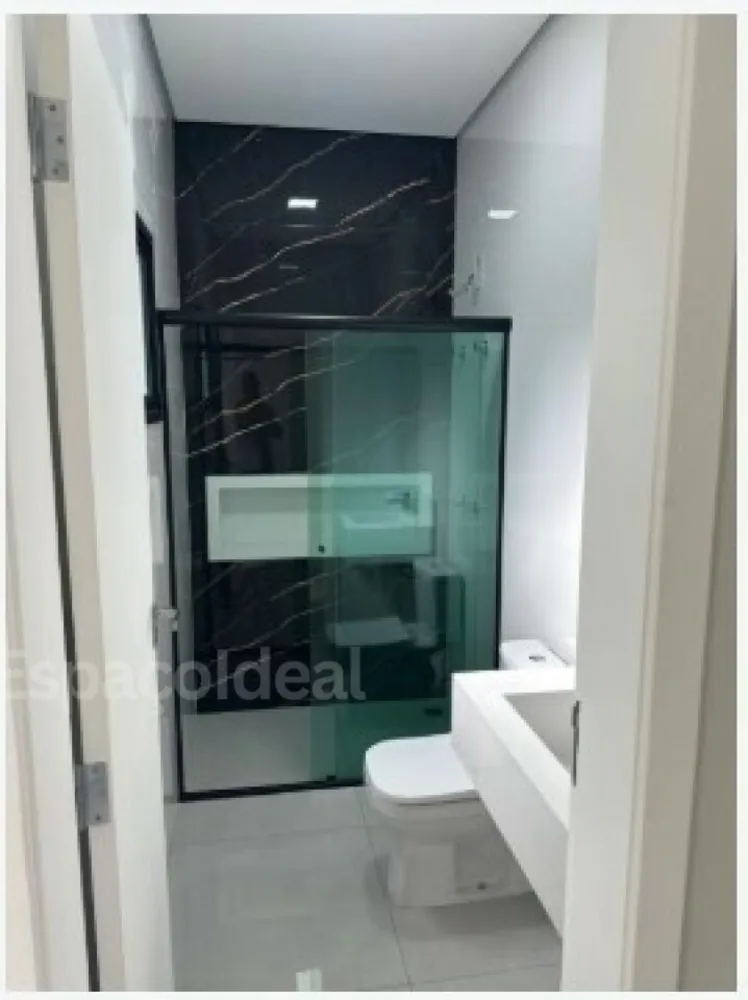 Casa, 3 quartos, 200 m² - Foto 1