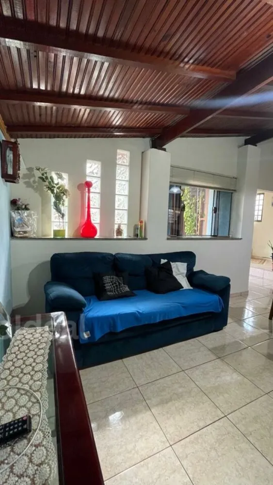 Casa, 3 quartos, 127 m² - Foto 1