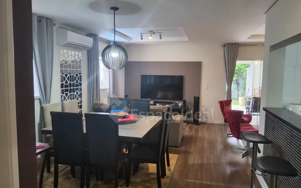 Casa, 3 quartos, 190 m² - Foto 3