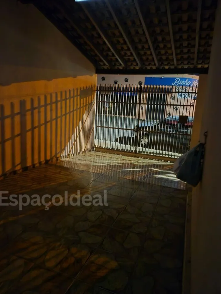 Casa, 3 quartos, 200 m² - Foto 1
