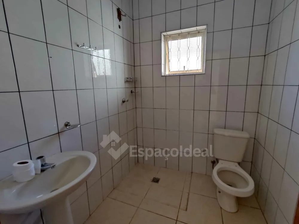 Casa, 3 quartos, 218 m² - Foto 10