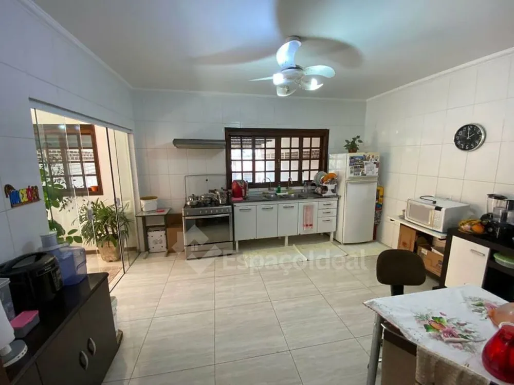 Casa, 3 quartos, 292 m² - Foto 8