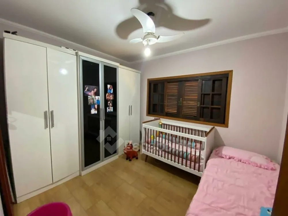 Casa, 3 quartos, 292 m² - Foto 2