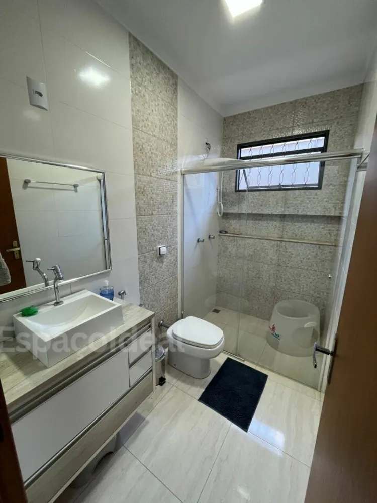 Casa, 3 quartos, 197 m² - Foto 9