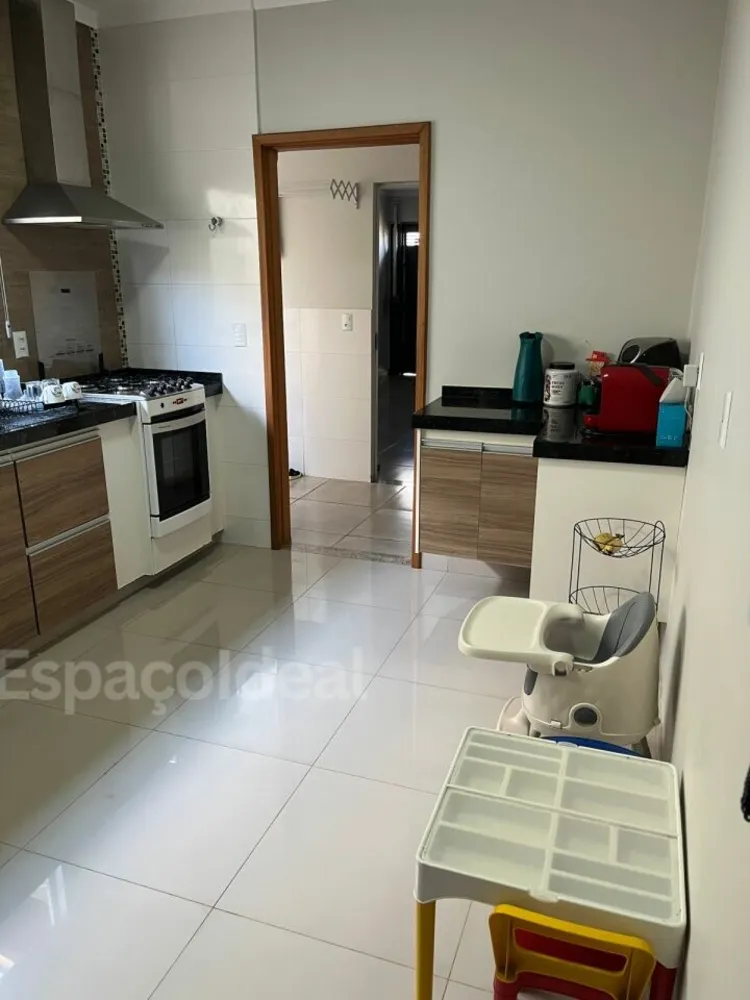 Casa, 3 quartos, 197 m² - Foto 11