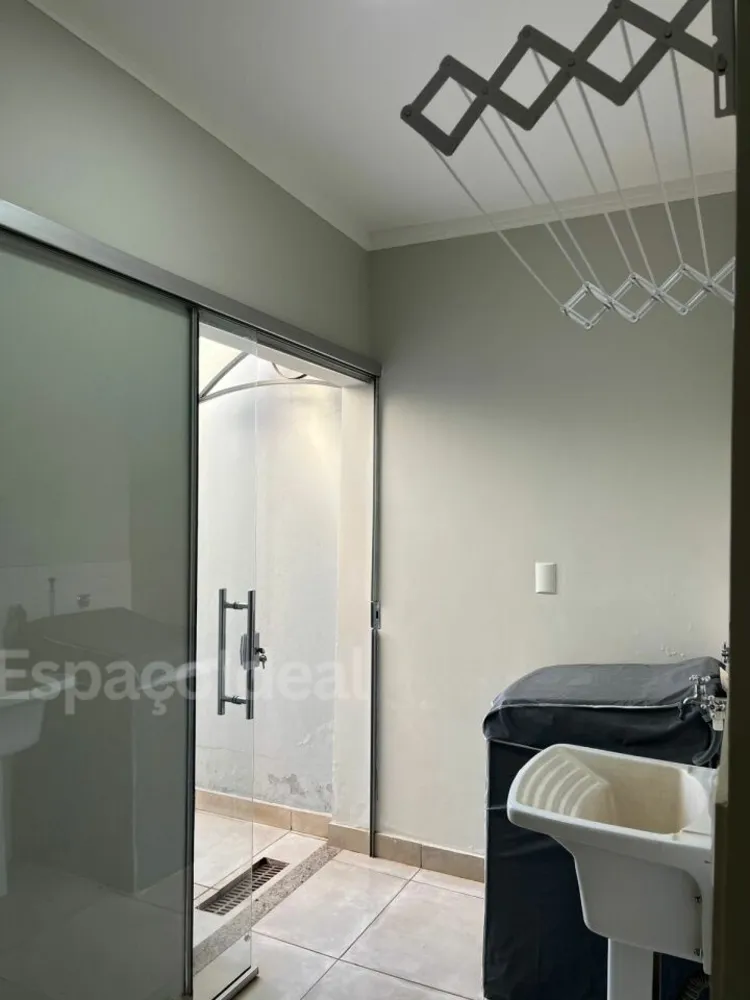 Casa, 3 quartos, 197 m² - Foto 3