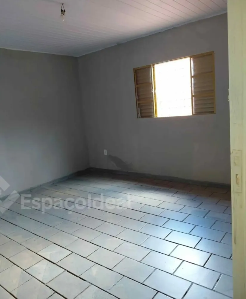 Casa, 2 quartos, 200 m² - Foto 1