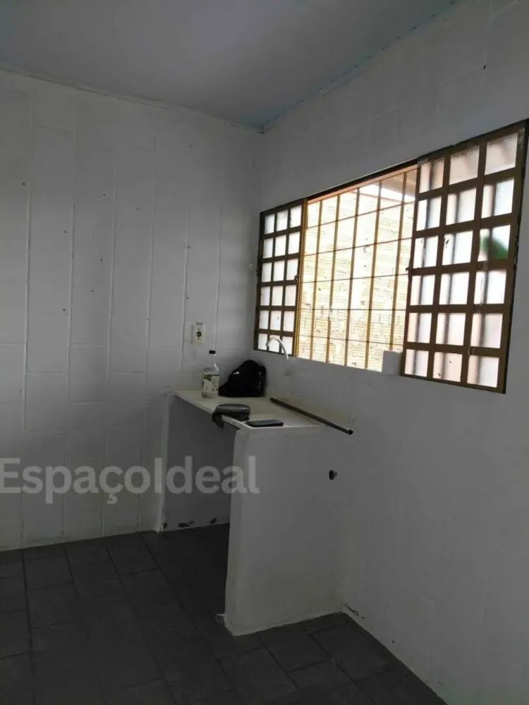 Casa, 2 quartos, 200 m² - Foto 2