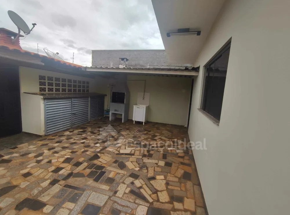 Casa, 2 quartos, 153 m² - Foto 2