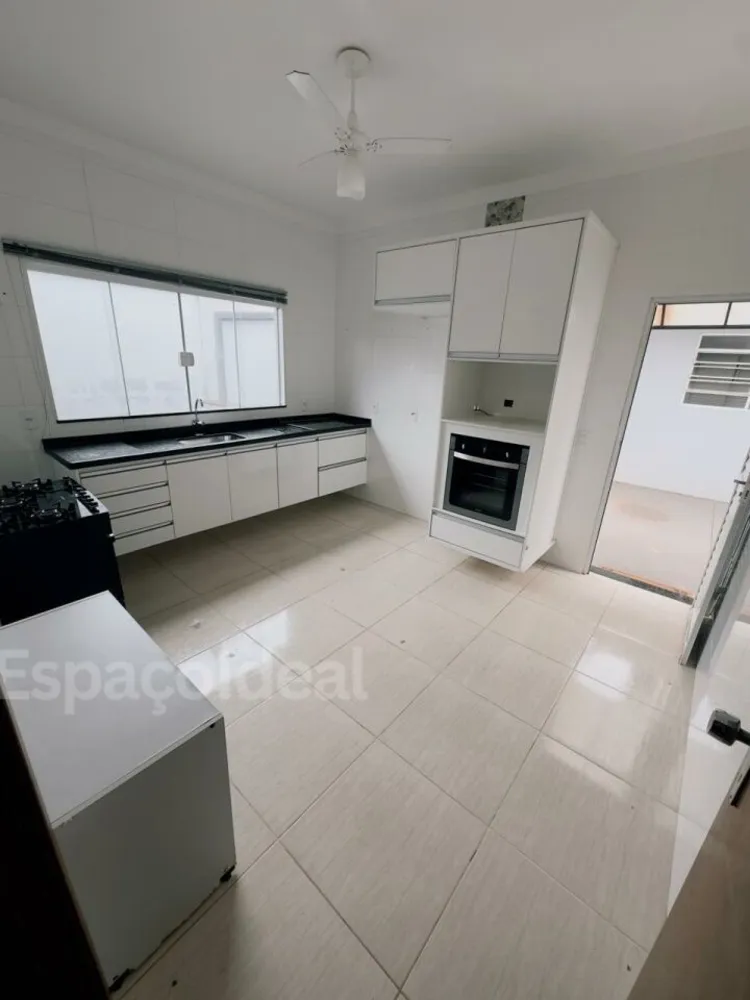 Casa, 3 quartos, 98 m² - Foto 4