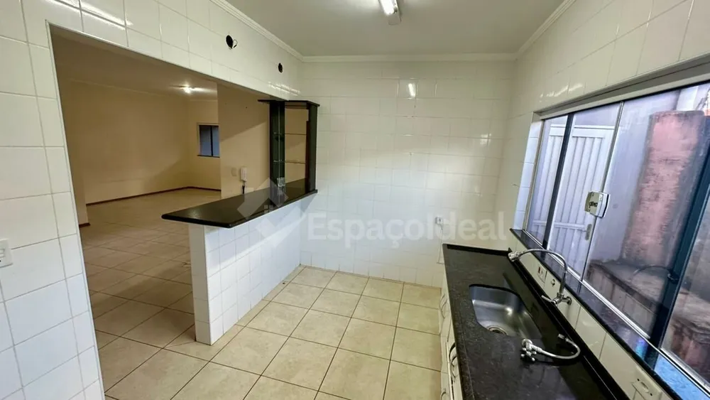 Casa, 3 quartos, 100 m² - Foto 2