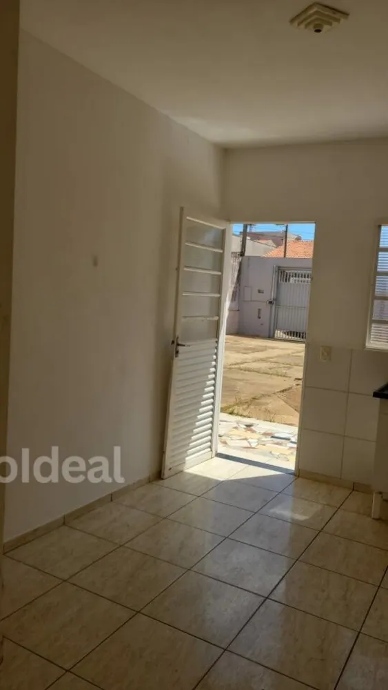 Casa, 1 quarto, 49 m² - Foto 2