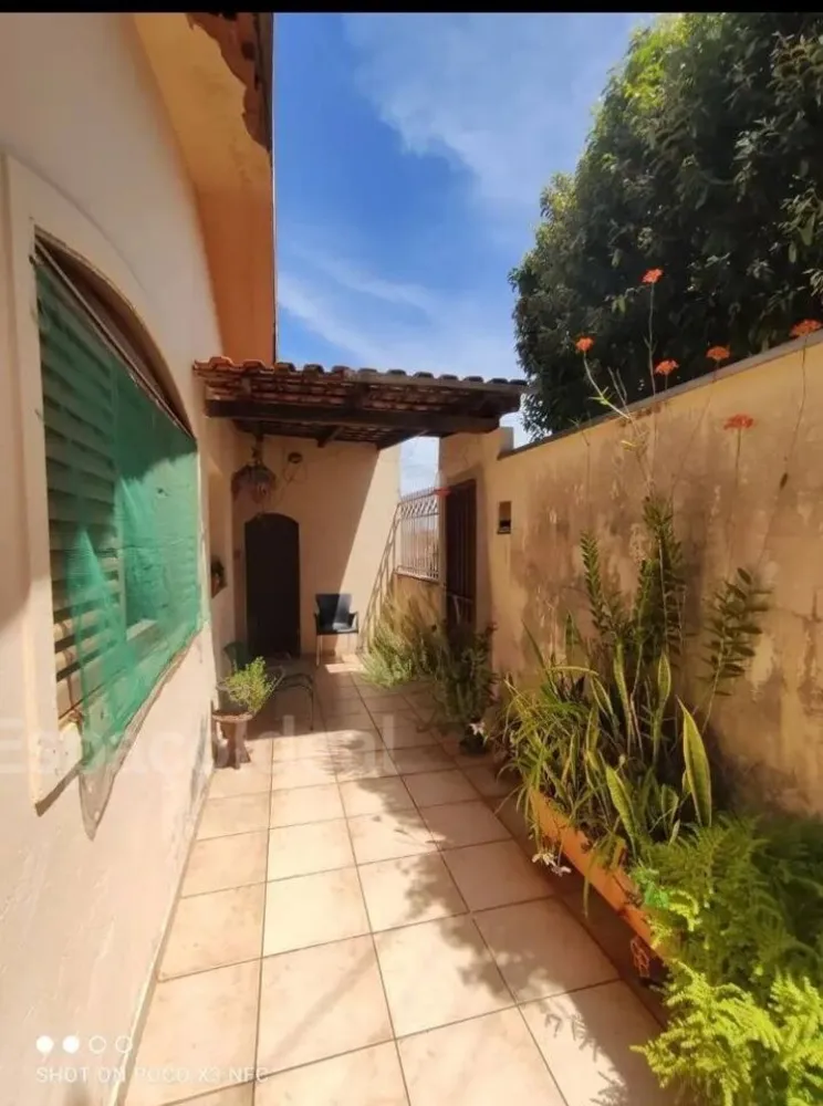 Casa, 4 quartos, 134 m² - Foto 2