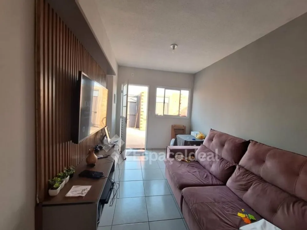 Casa, 2 quartos, 43 m² - Foto 2