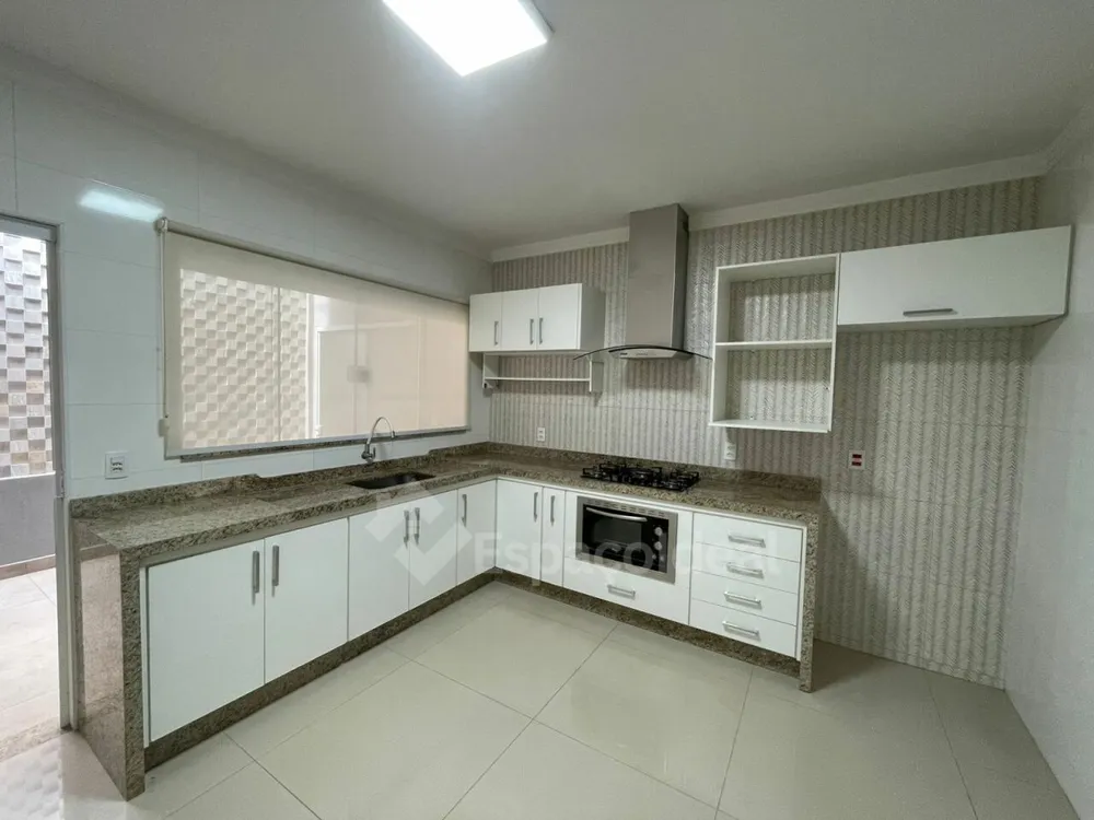 Casa, 3 quartos, 211 m² - Foto 12