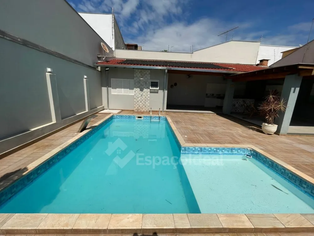 Casa, 3 quartos, 211 m² - Foto 9