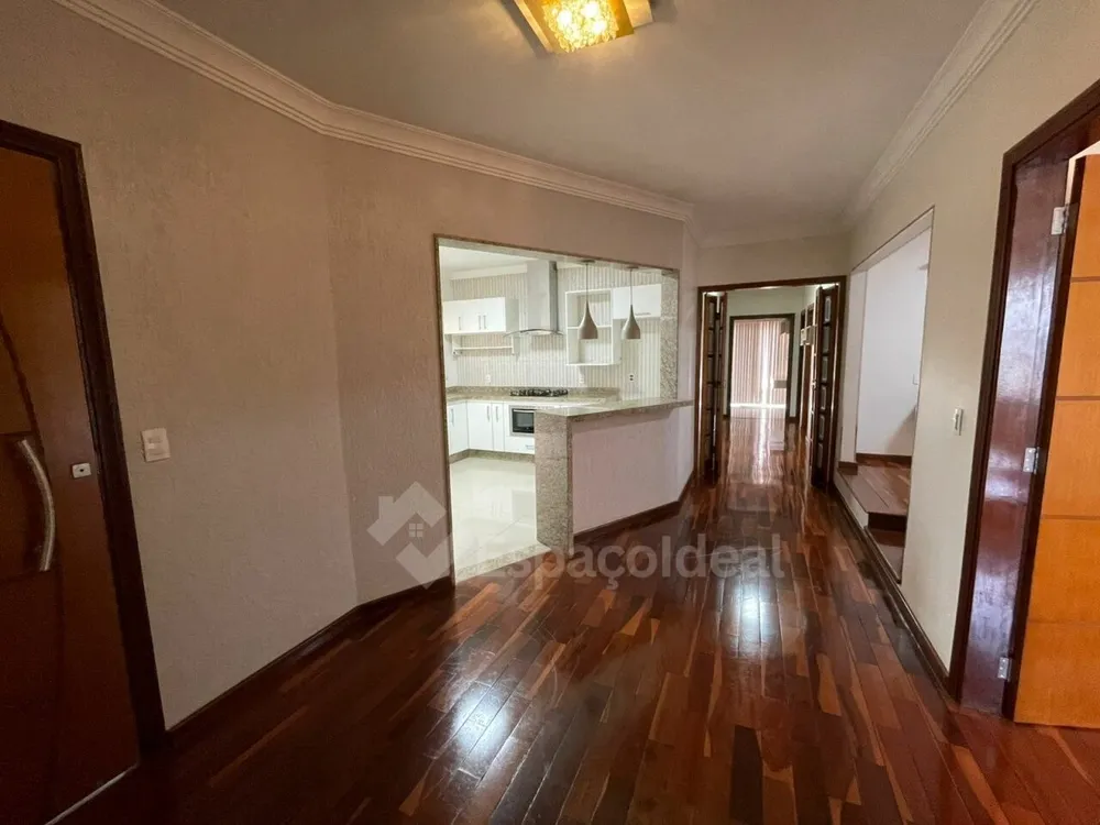 Casa, 3 quartos, 211 m² - Foto 8