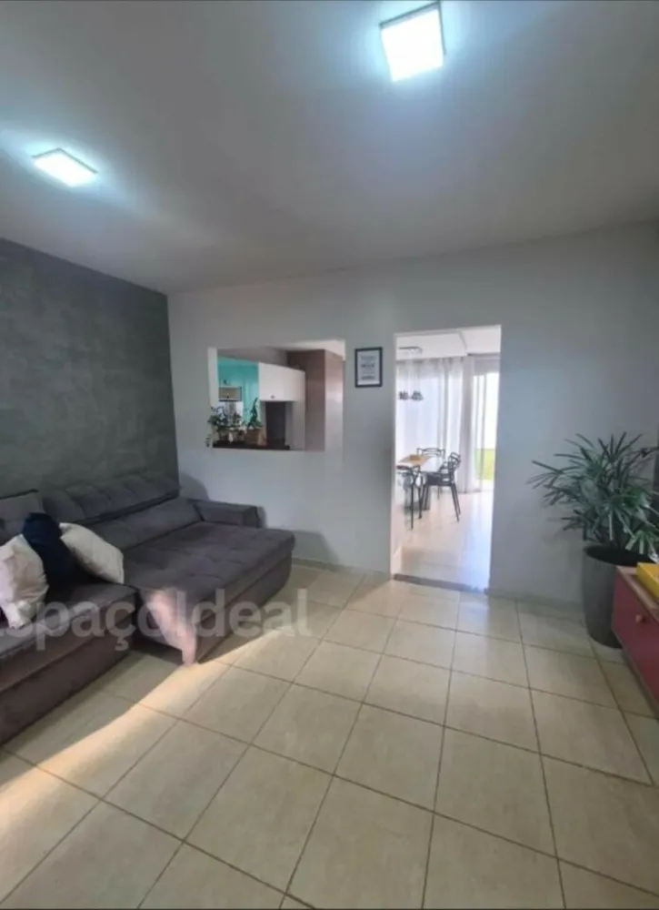 Casa, 3 quartos, 75 m² - Foto 1