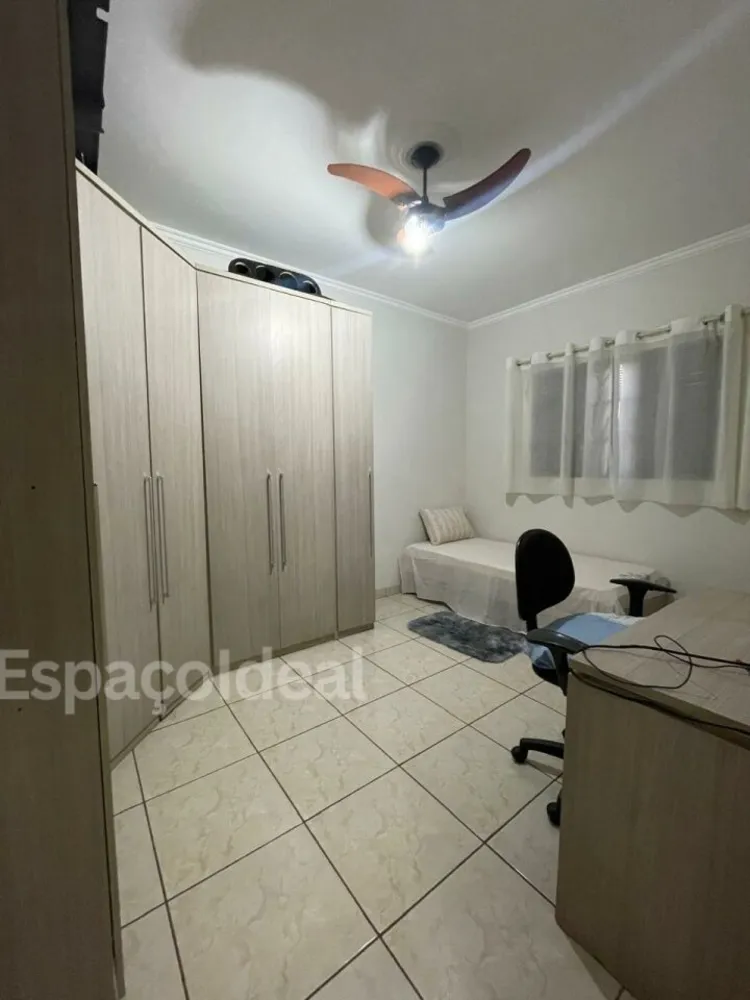 Casa, 2 quartos, 180 m² - Foto 4