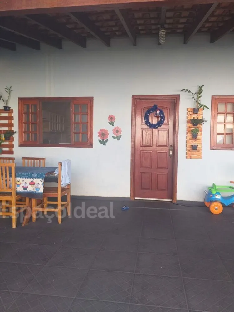 Casa, 2 quartos, 174 m² - Foto 1
