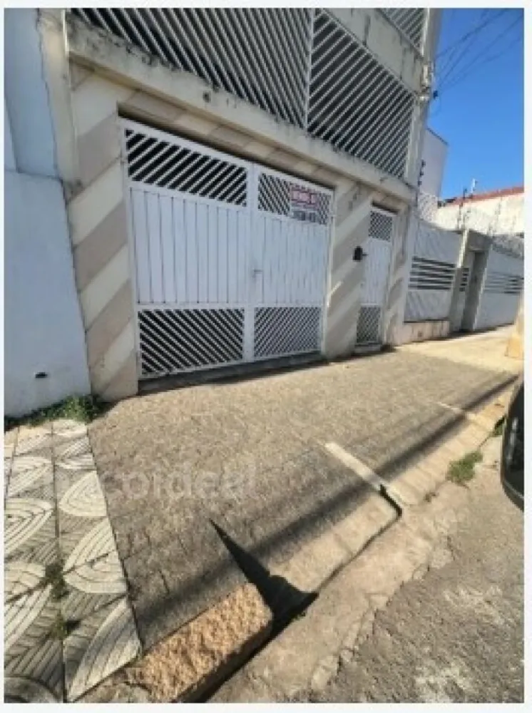 Casa, 3 quartos, 215 m² - Foto 2