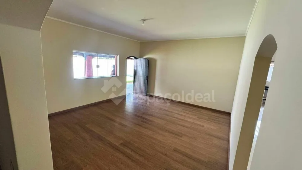Casa, 3 quartos, 312 m² - Foto 3