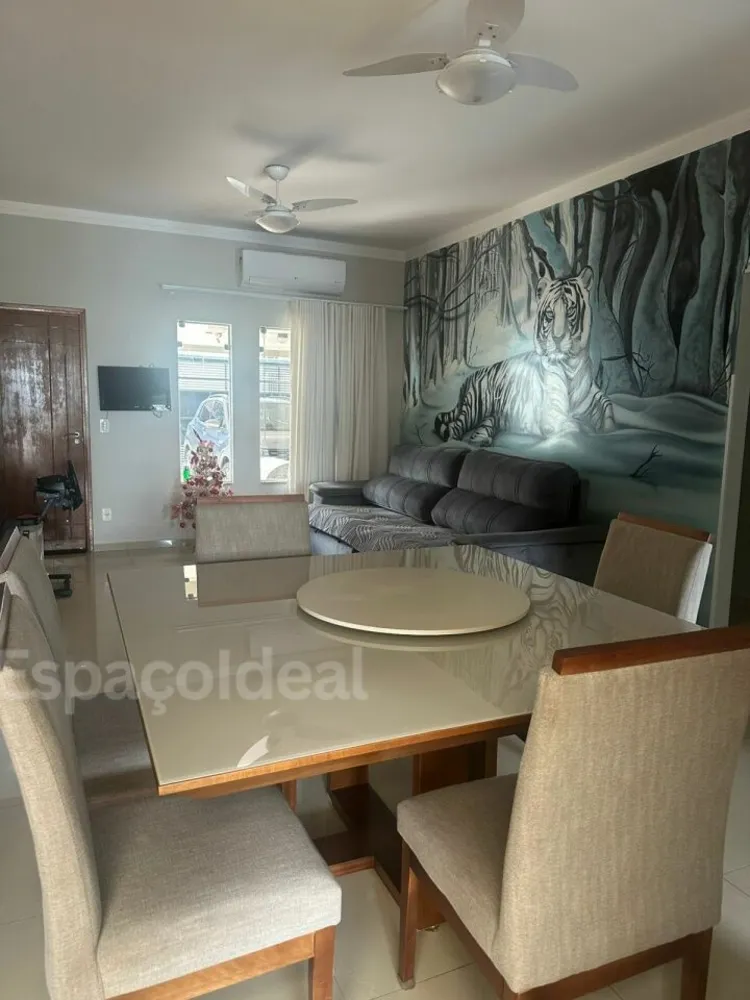 Casa, 3 quartos, 138 m² - Foto 2