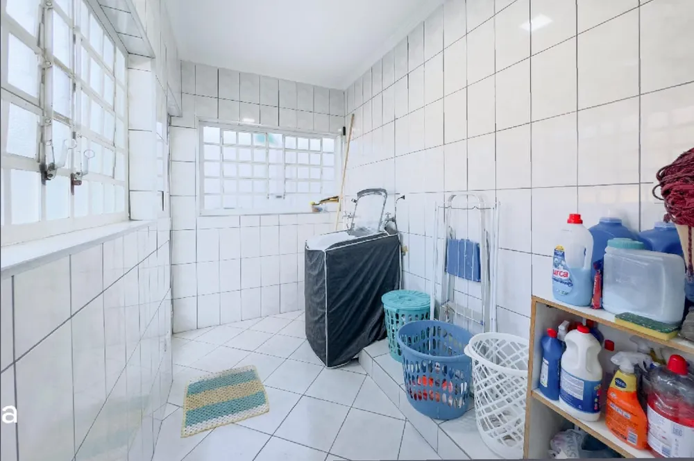 Casa, 4 quartos, 263 m² - Foto 1