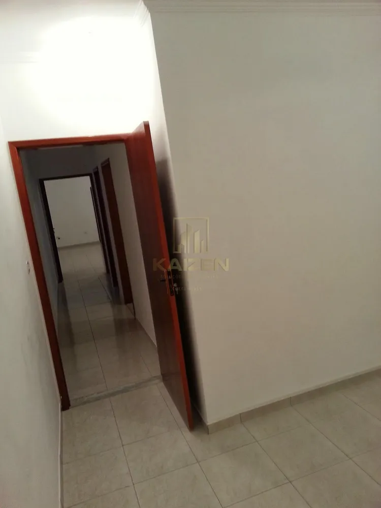 Casa, 3 quartos, 206 m² - Foto 1