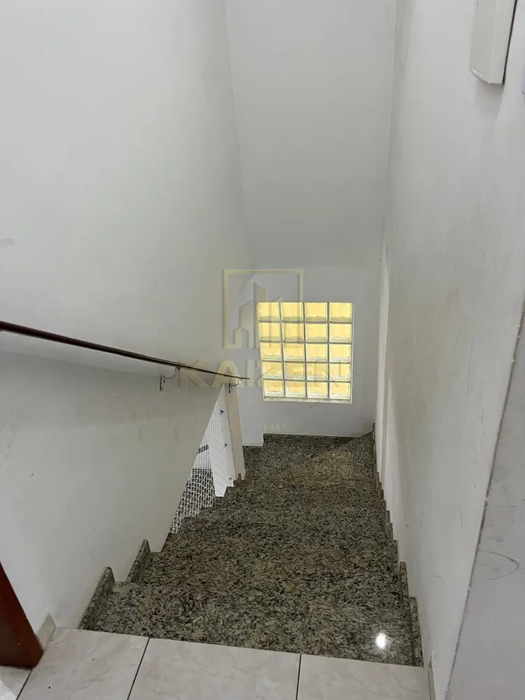 Casa, 3 quartos, 206 m² - Foto 2