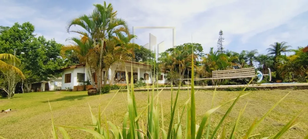 Chácara, 4 quartos, 3160 m² - Foto 1
