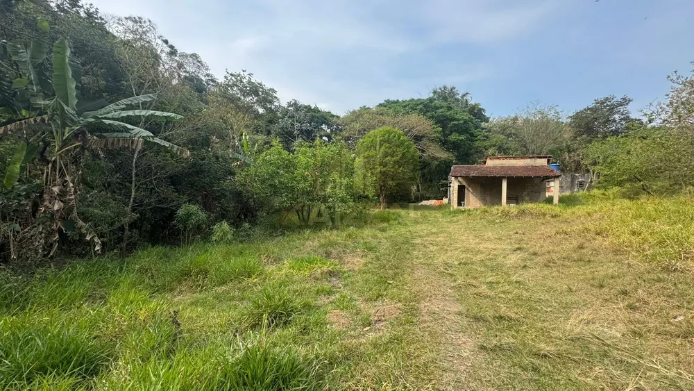 Chácara, 3 quartos, 3236 m² - Foto 1