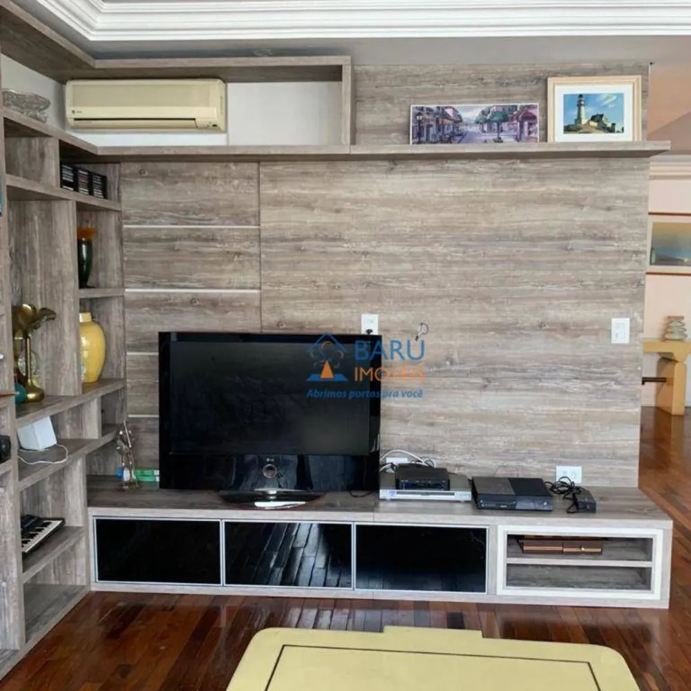 Apartamento, 3 quartos, 224 m² - Foto 2
