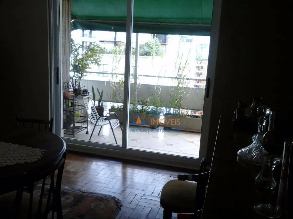 Apartamento, 3 quartos, 227 m² - Foto 2
