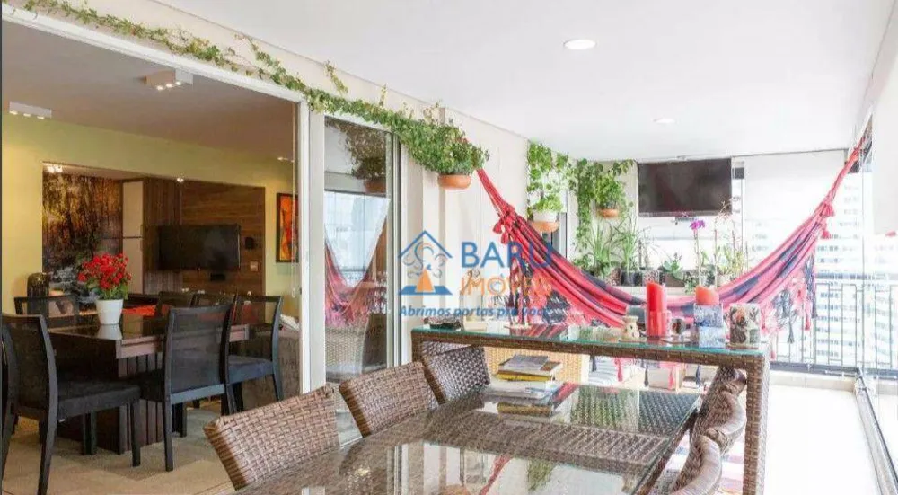 Apartamento, 3 quartos, 160 m² - Foto 1
