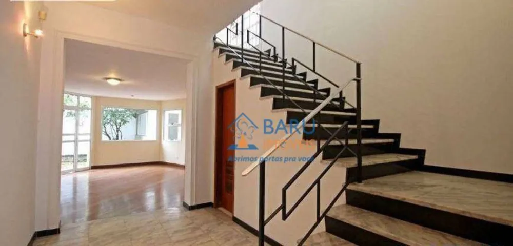 Sobrado, 3 quartos, 320 m² - Foto 2