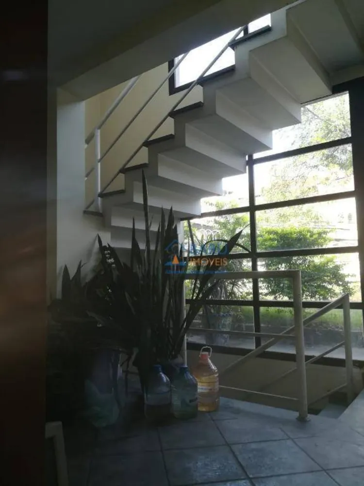 Casa, 4 quartos, 280 m² - Foto 1