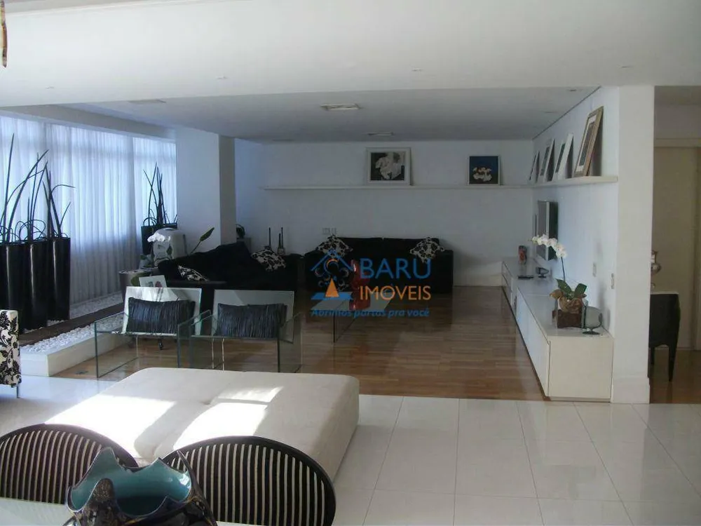 Apartamento, 3 quartos, 270 m² - Foto 4