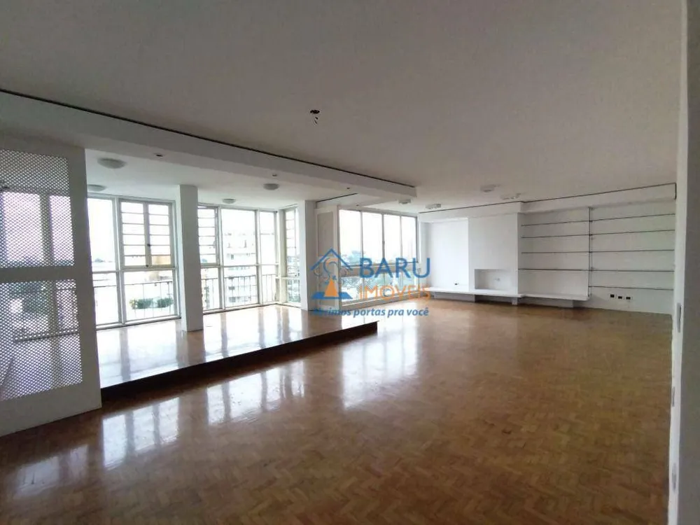 Apartamento, 3 quartos, 210 m² - Foto 1