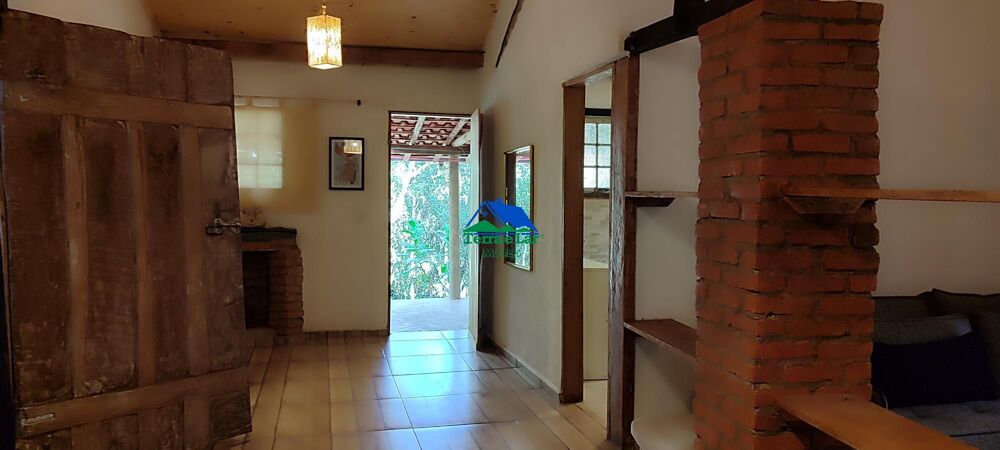 Chácara à venda com 4 quartos, 400m² - Foto 2