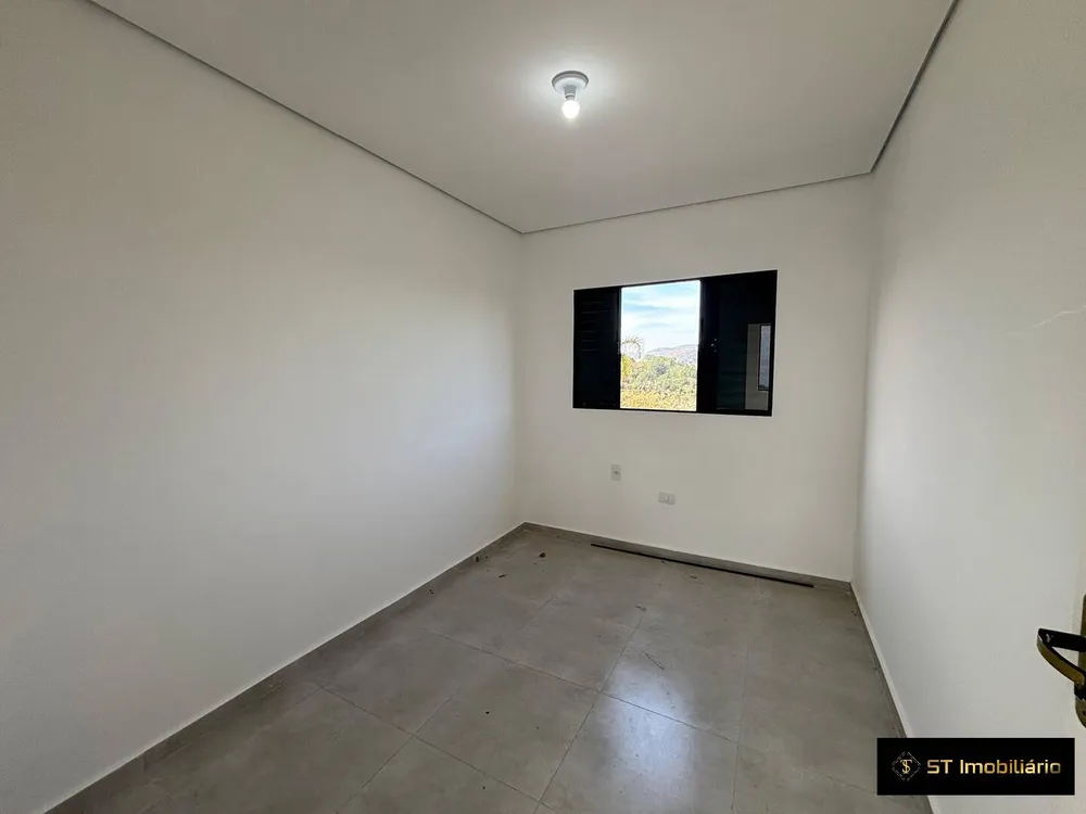 Chácara, 3 quartos, 880 m² - Foto 1