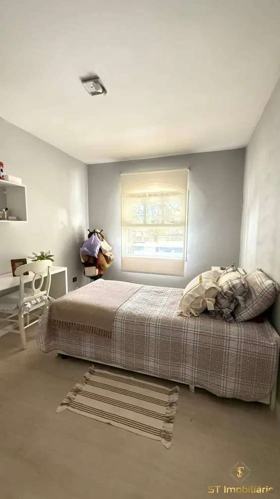 Chácara, 3 quartos, 2780 m² - Foto 2