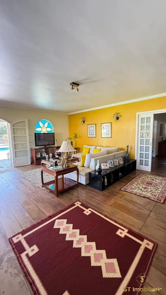 Chácara, 3 quartos, 2780 m² - Foto 2