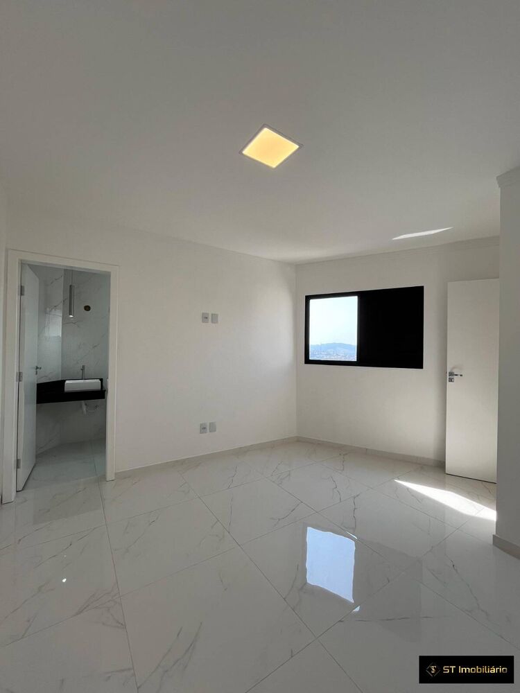Sobrado à venda com 2 quartos, 93m² - Foto 4